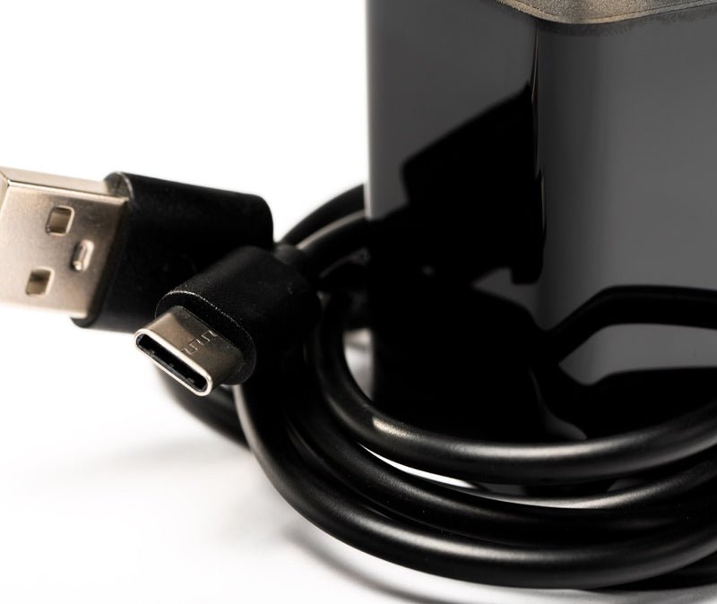 Hitoki Fast Charger - Image 2