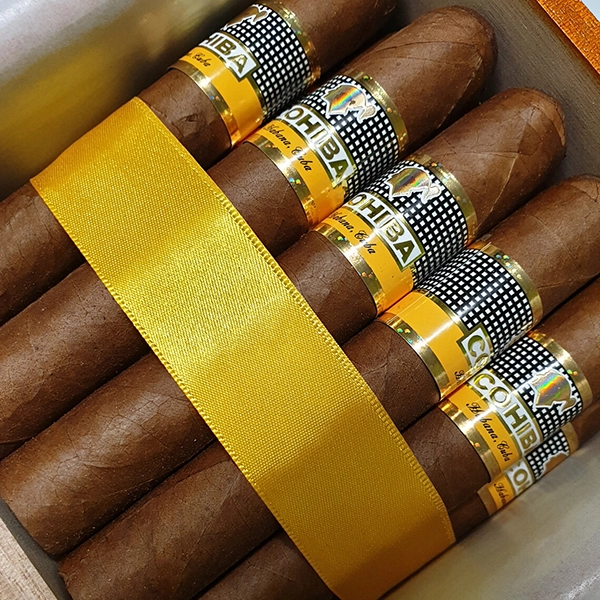 Cohiba Esplendidos Gran Reserva Cosecha 2017 Limited Edition Cigar - Image 3